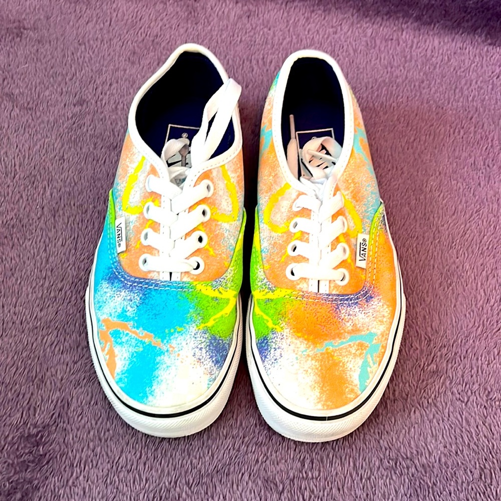 Women sz 6 Vans worn once